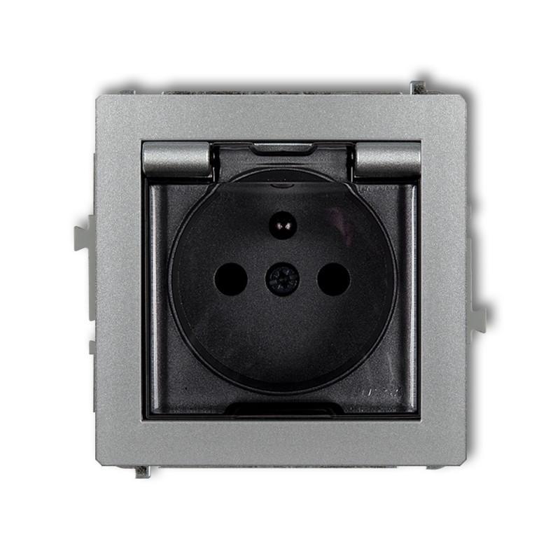 Karlik Mechanizm gniazda bryzgoszczelnego z uziemieniem 2P+Z (klapka dymna, przesłony torów prądowych) DECO srebrny metalik